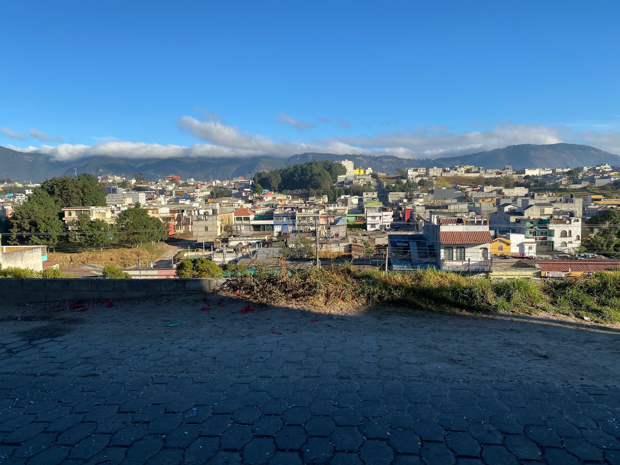The city of quetzaltenango by the water