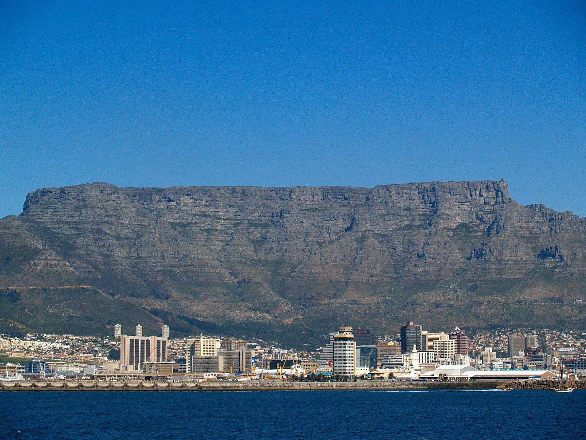 Water, the city of Cape Town and Table Mountain in the background