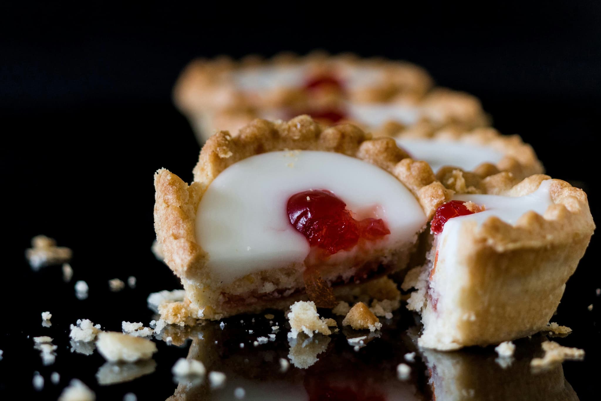 A butter tart with strawberry
