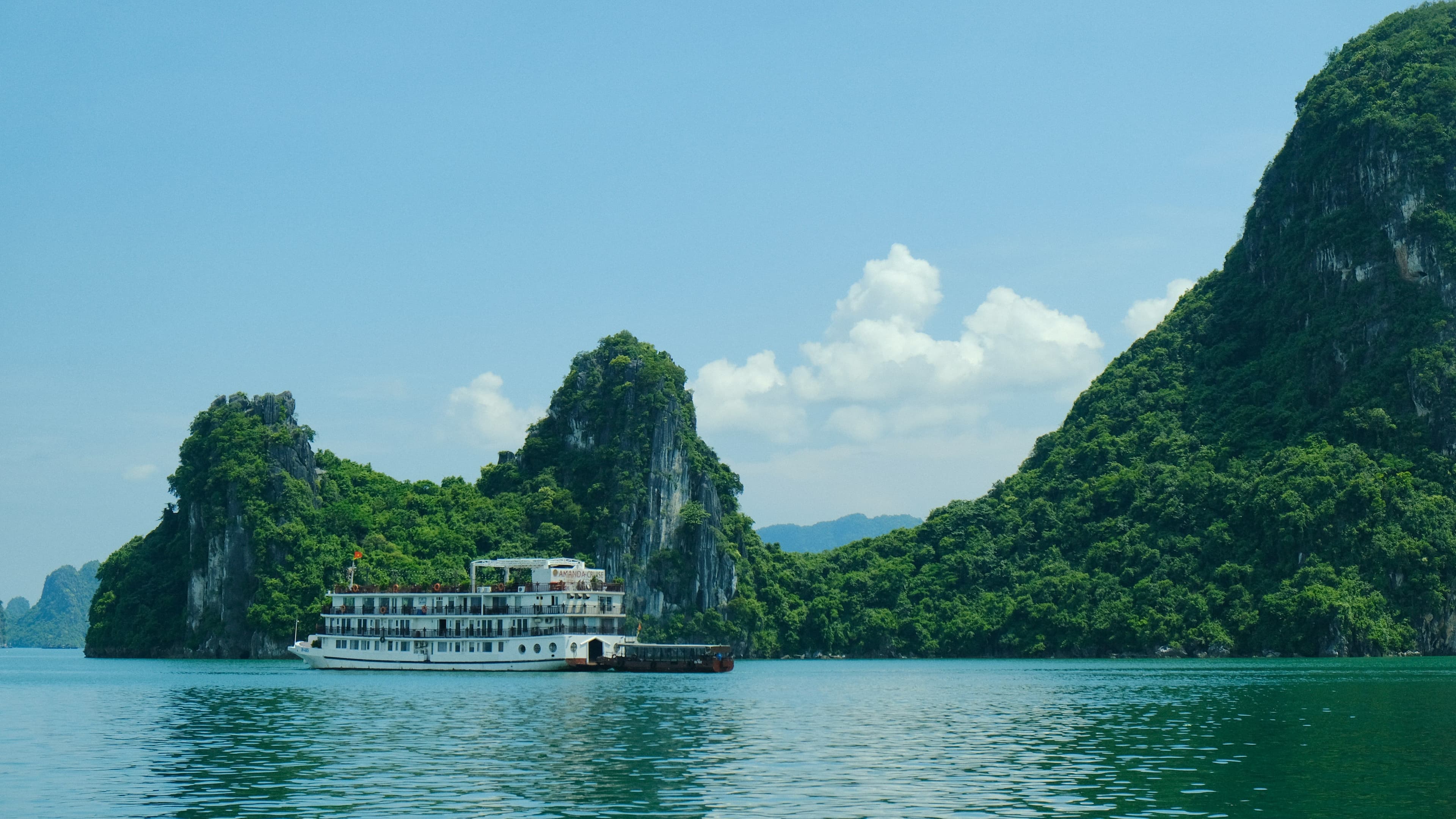 A boat during a boat trip through Halong Bay