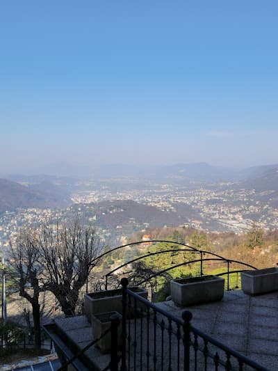 Funicolare Como-Brunate (stazione a monte)