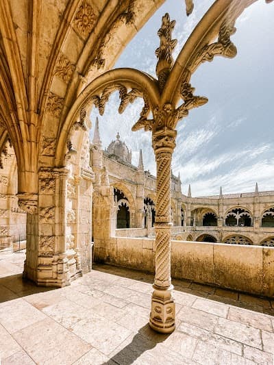 Jerónimos Monastery