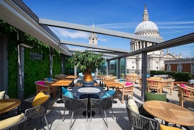 Sabine London St Paul's