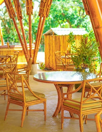 Hāna Farms Roadside Stand, Pizza Oven and Bakery