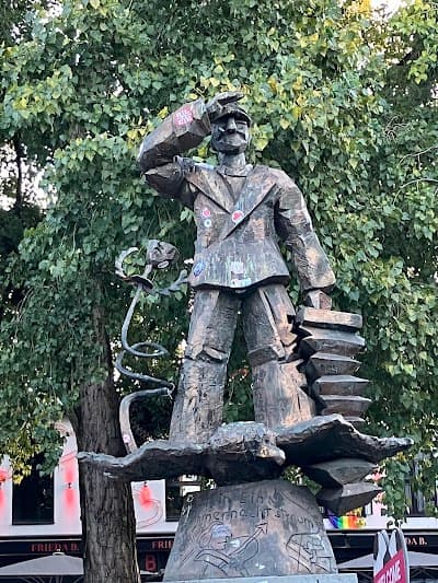 Hans-Albers-Platz