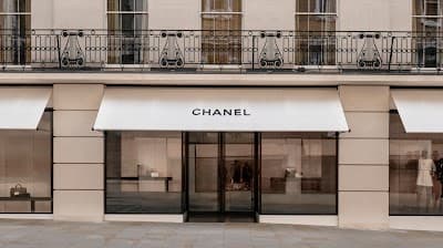 CHANEL NEW BOND STREET