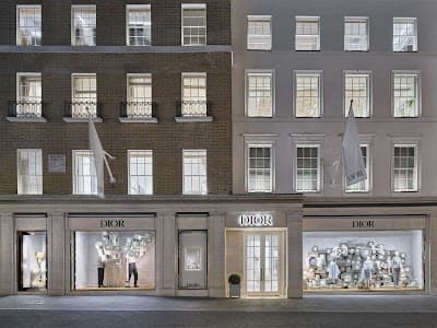 DIOR
